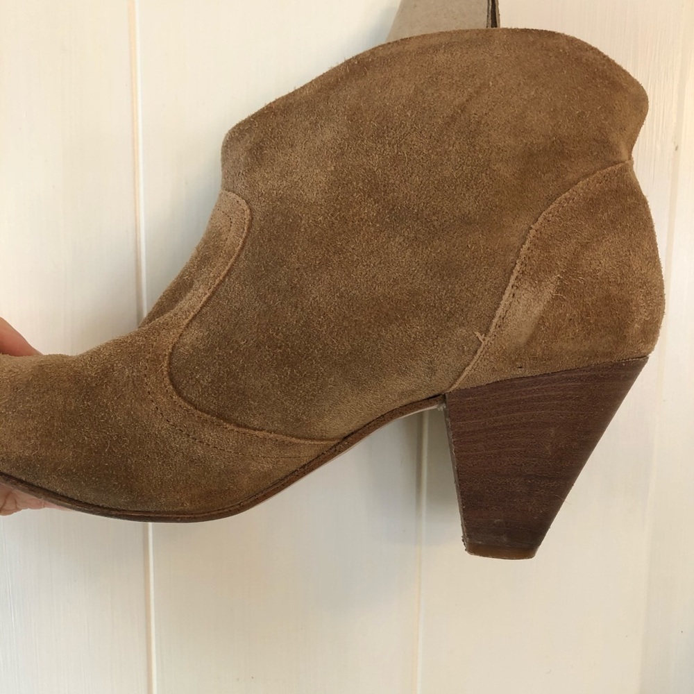 Steven by Steve Madden suede brown bootie size 10
